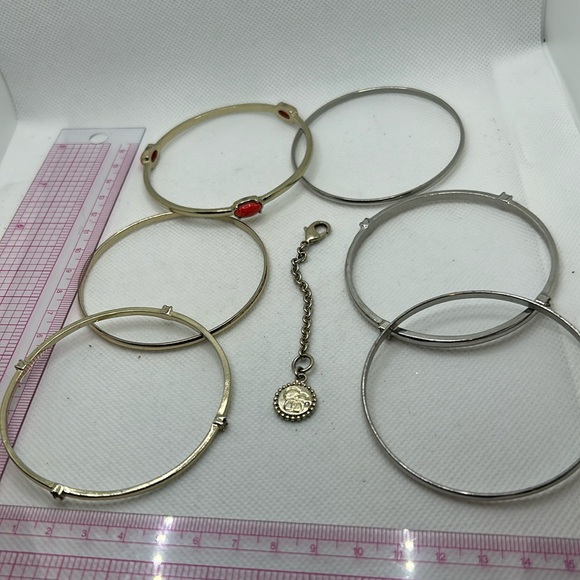 JESSICA SIMPSON Gold/ Silver toned Stacked Bangle Bracelets - Picture 4 of 4